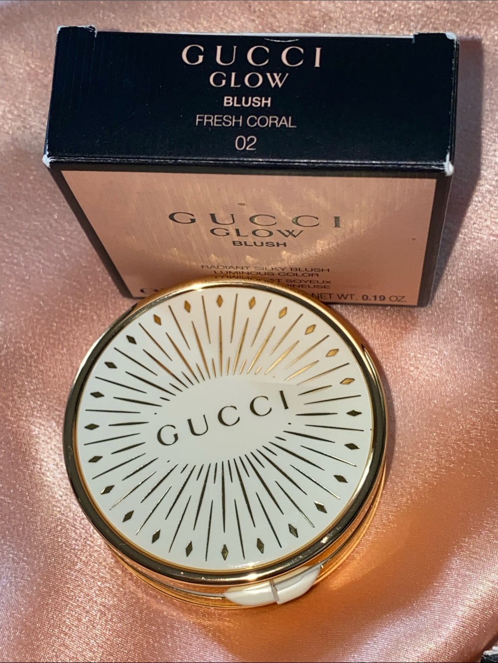 Gucci limited Ed super Glow Blush A— Luminous Fuchsia -Bright Pink Coral New - Picture 12 of 12